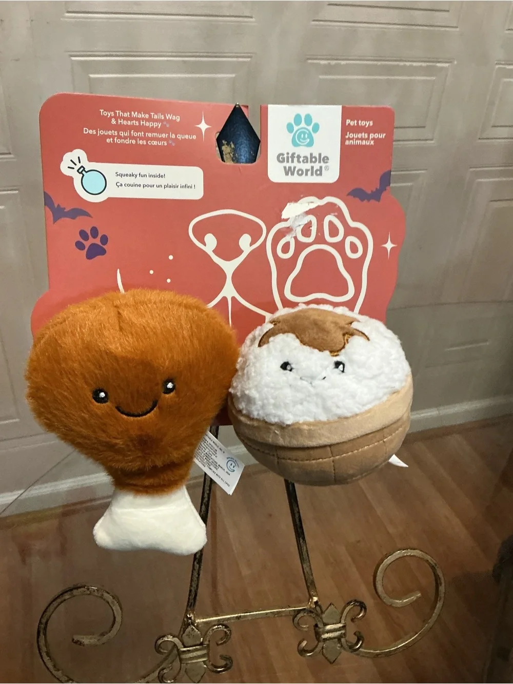 Giftable Set Of 2 Giftable Toy w/Squeaker & Crinkle & Squeaker